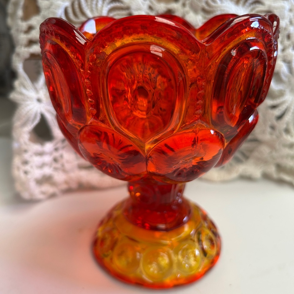 Vintage LE Smith moon & stars amberina glass pedestal compote dish.